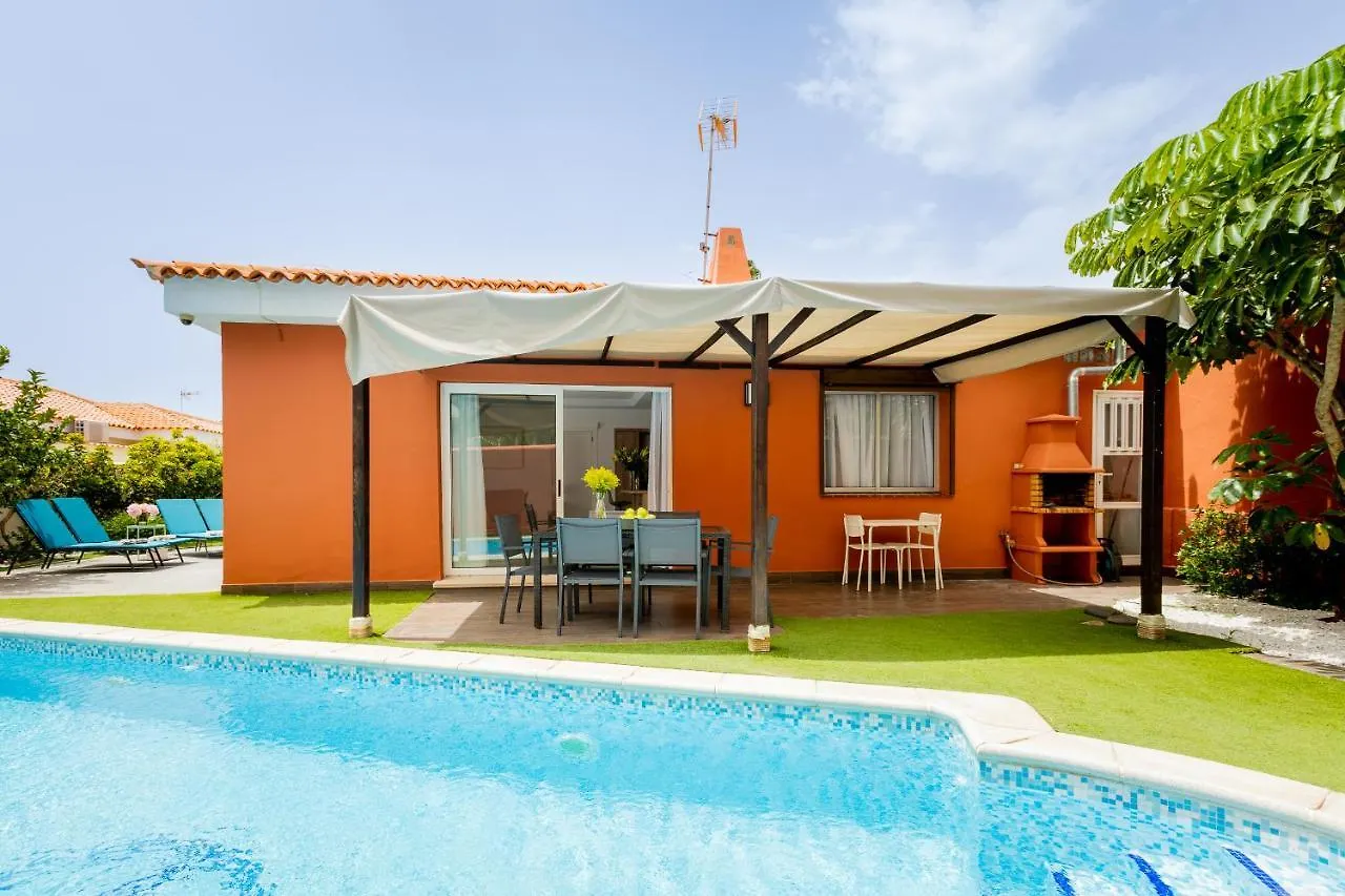 Villa With A Private Swimming Pool Callao Salvaje